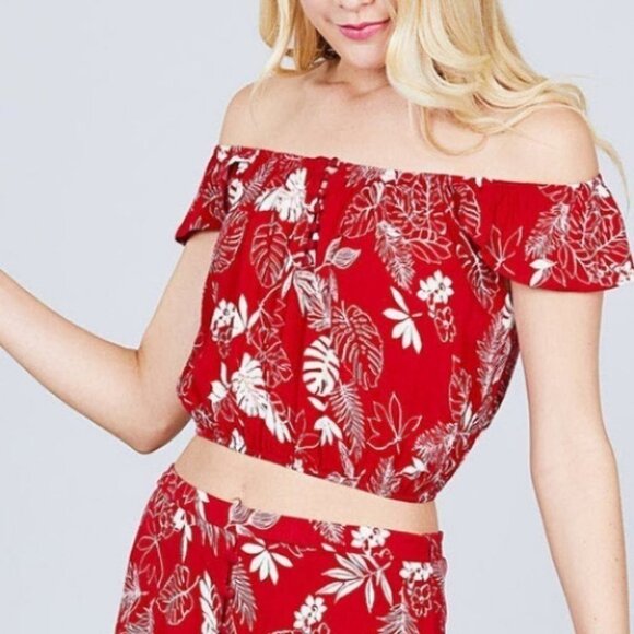 red 2 piece floral set - Picture 4 of 6